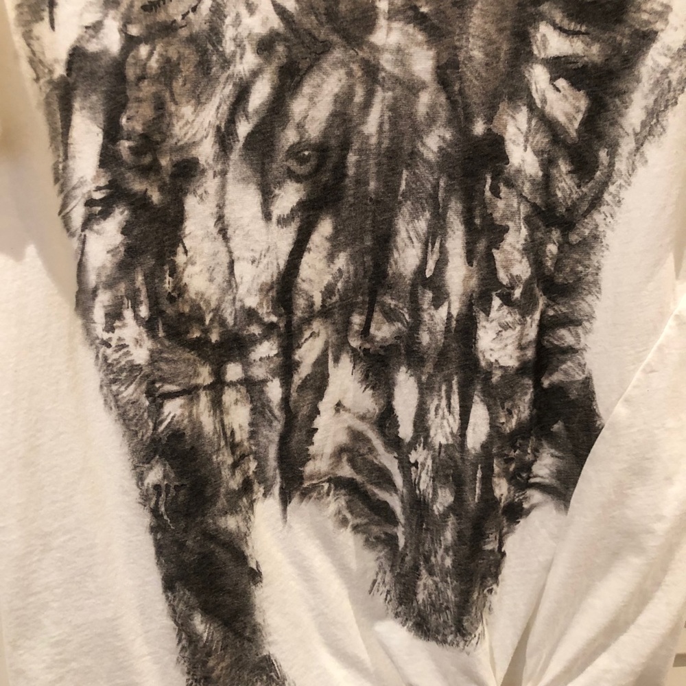 Woman’s Shirt